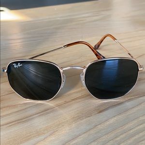 Ray-Ban Geometric Sunglasses